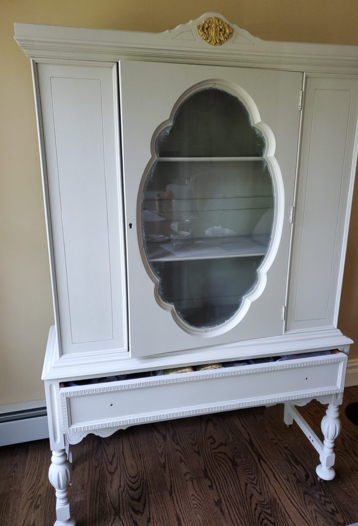 curbside hutch done being painted