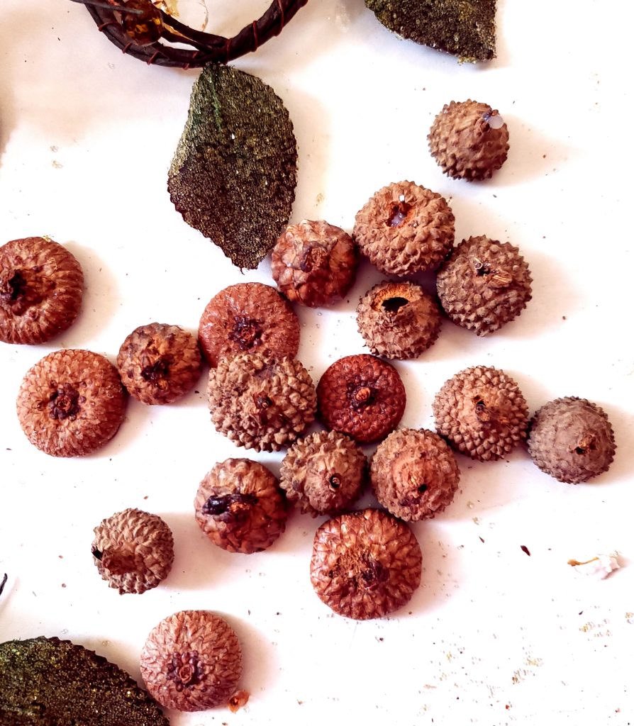 acorn caps for updating napkin rings