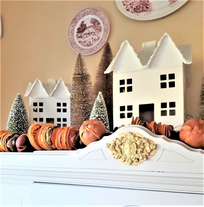 EASY DIY SNOW HOUSES