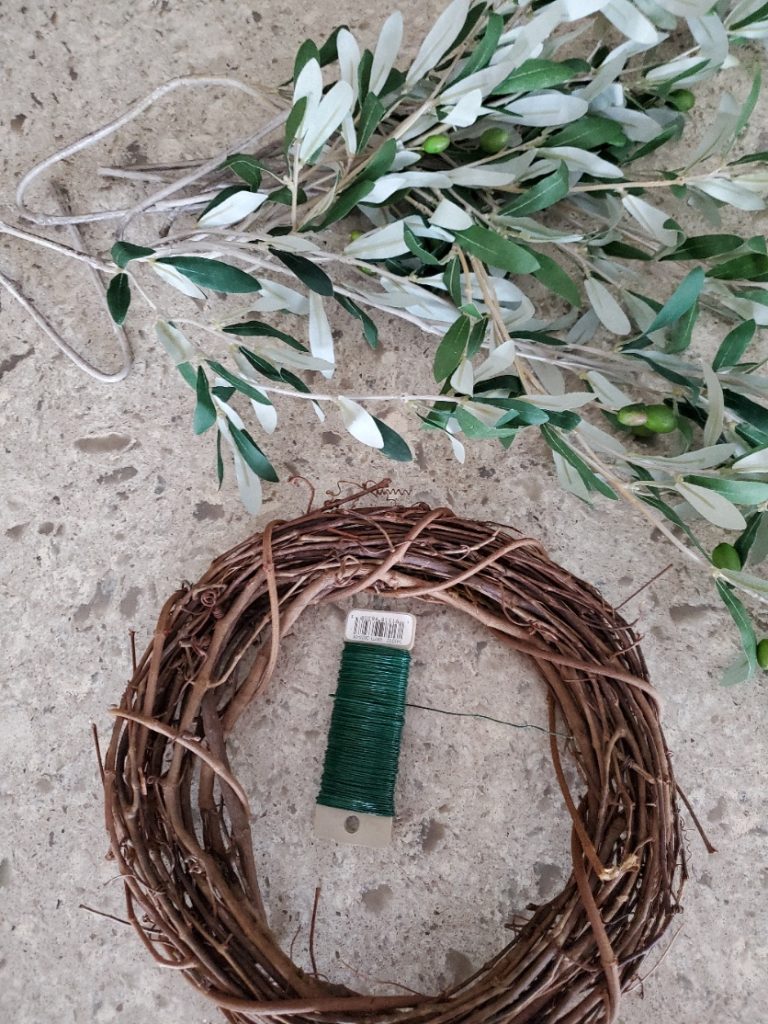 supplies to make the easy wreath