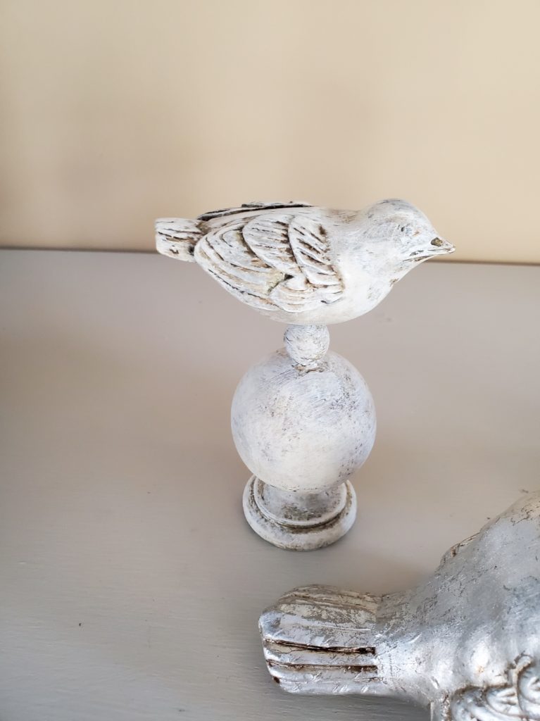 showing another finial