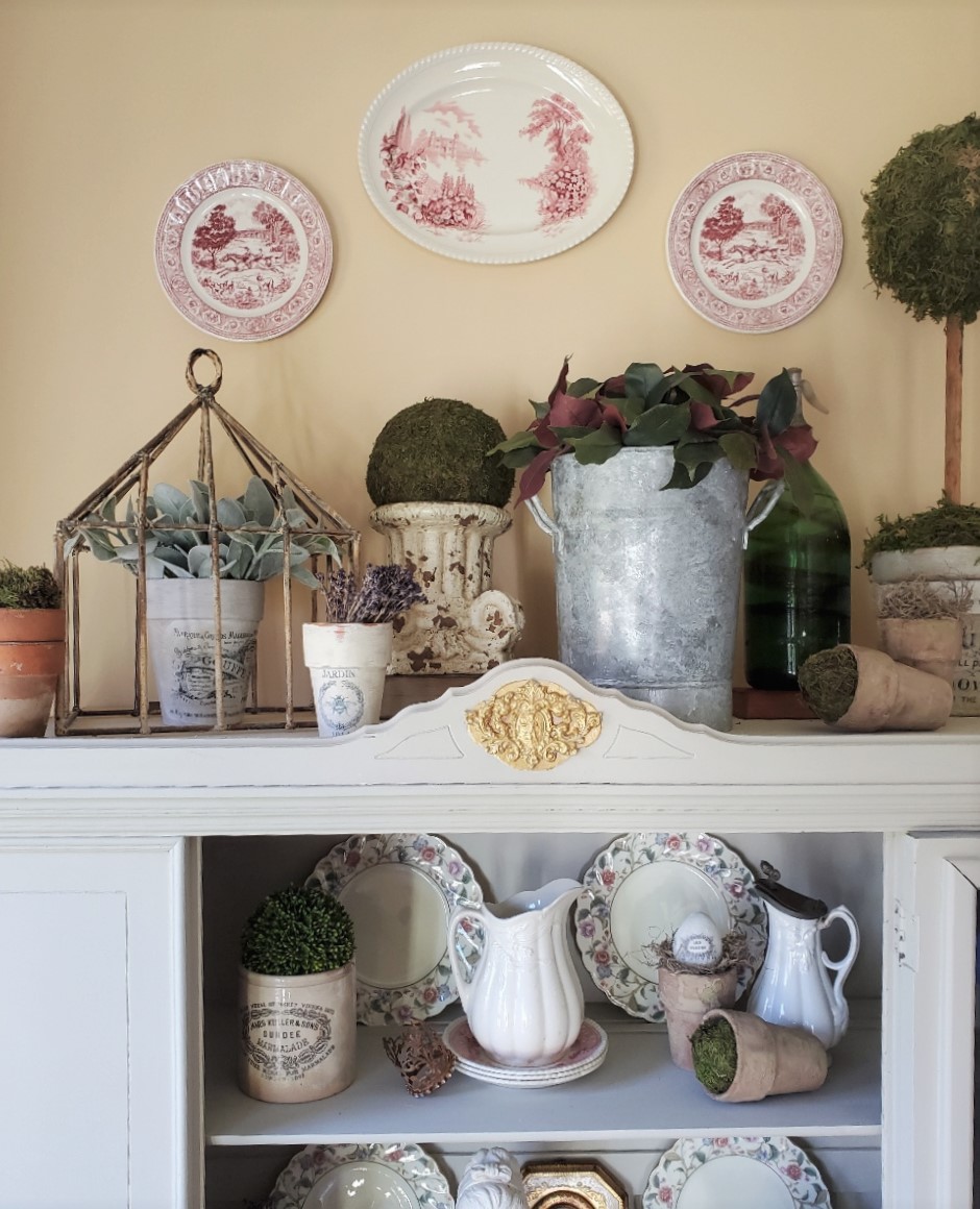 A Simple Spring Home Tour