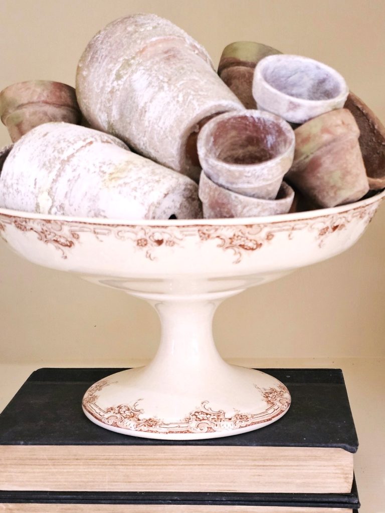 compote-filled-with-flowerpots
