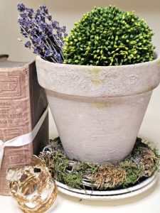 lime-pot-with-moss-ball-dried-lavender-book-and-small-rusty-crown