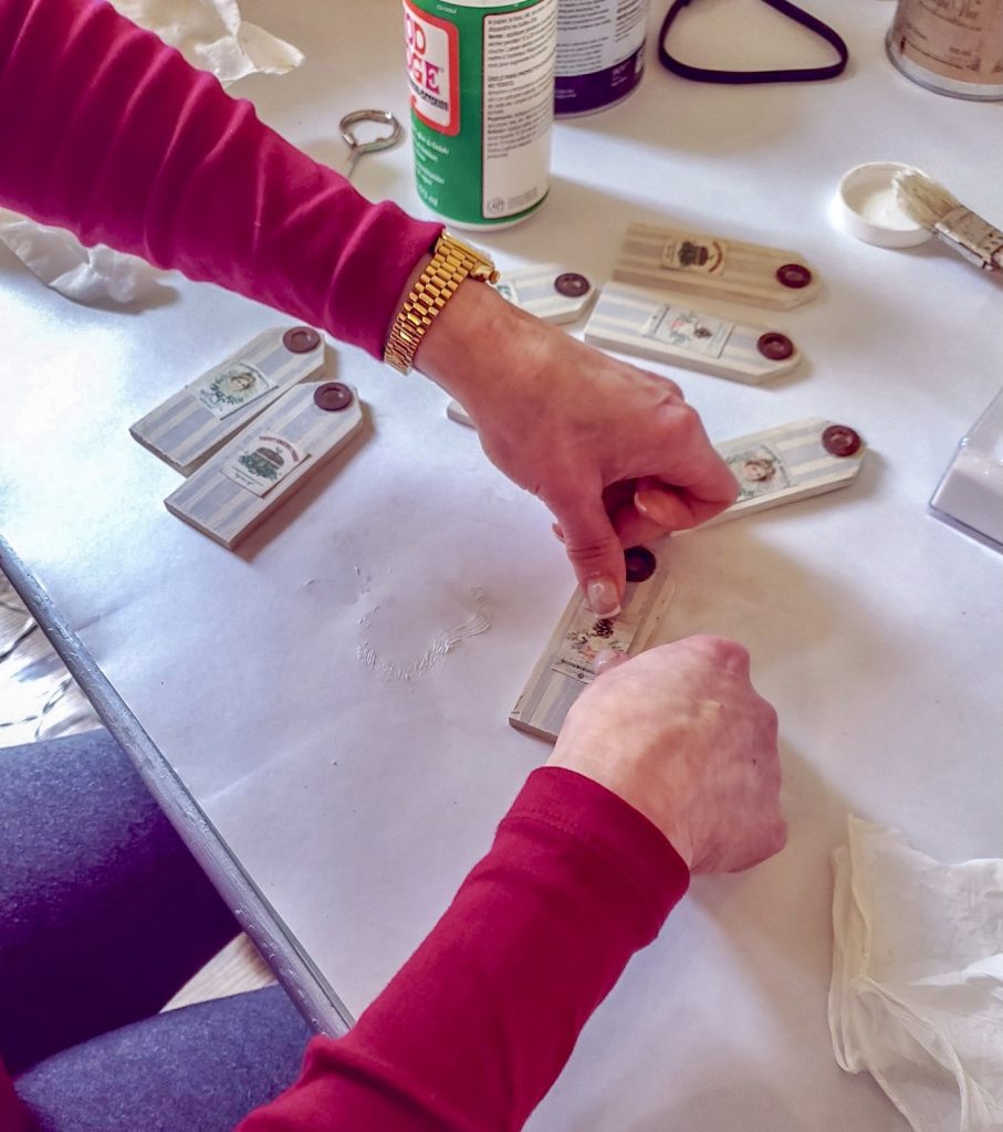Adding the images to the top of the Christmas gift tag