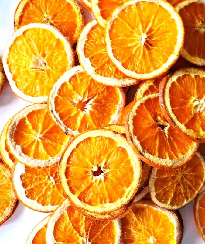 make-dehydrated-oranges-and-use-them-in-beautiful ways-dry-slices-featured-image