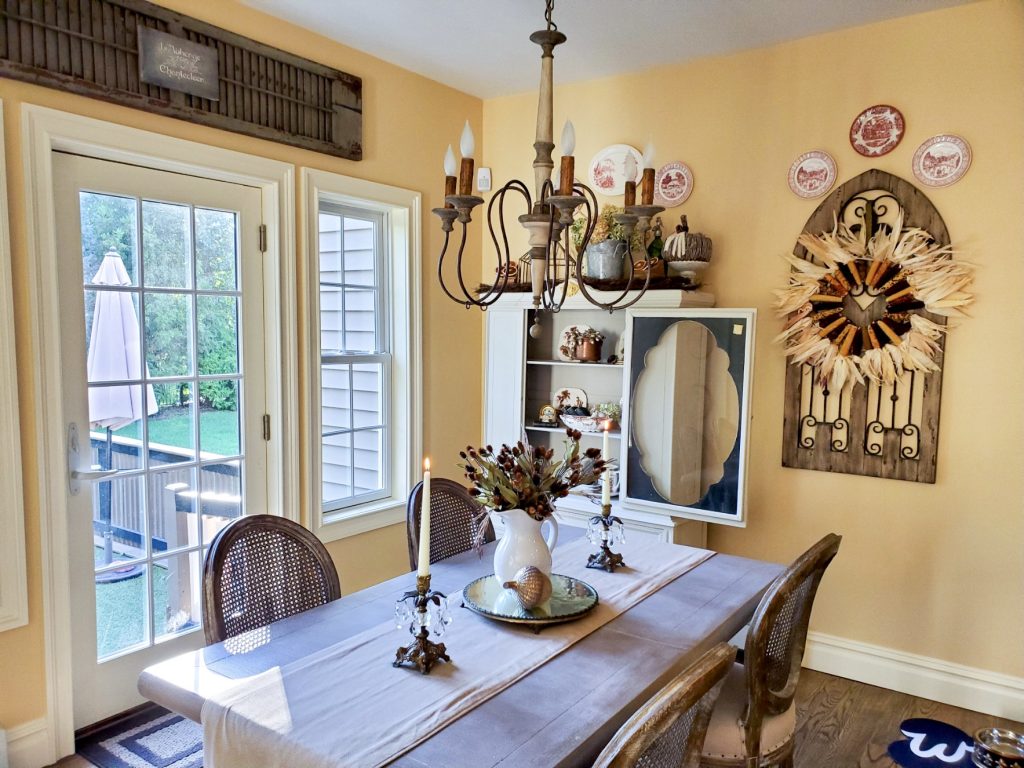 A look the kitchen at another angle showing autumn