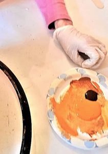 paint-and-raw-umber