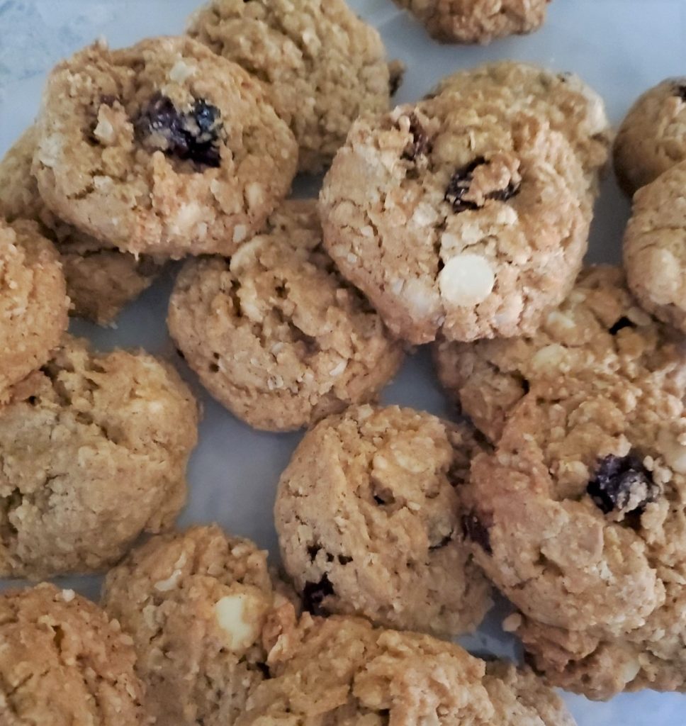 oatemeal cranberry white chip cookies