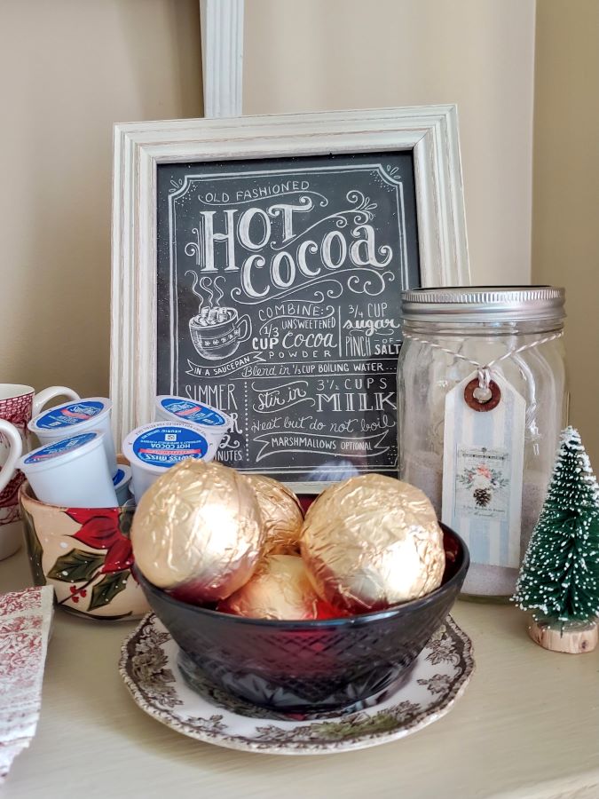 How To Set A Hot Chocolate Bar