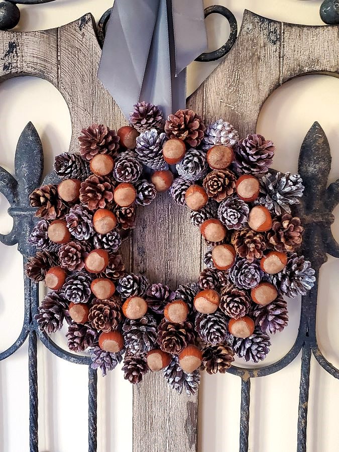 Pinecone Wreath DIY