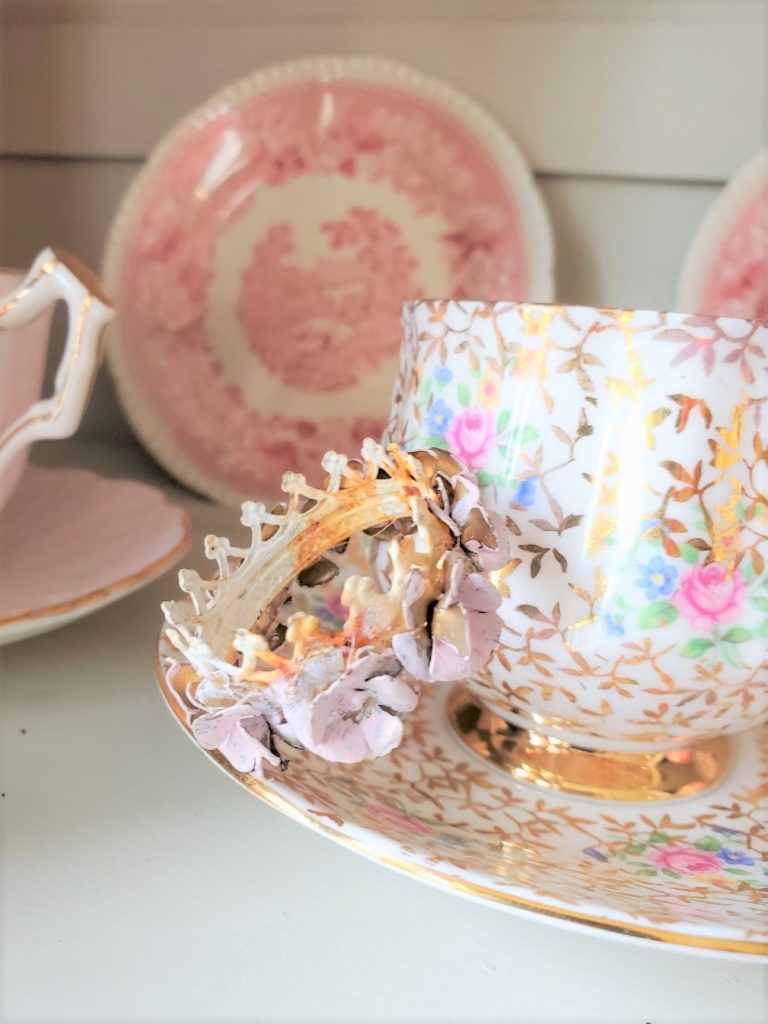 small handmade crown i love in my home decor.  made from an etsy shop