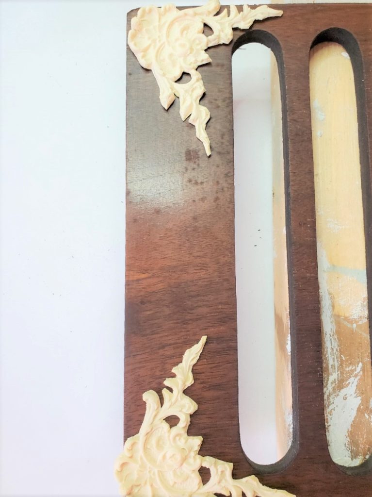 getting the corner appliques set