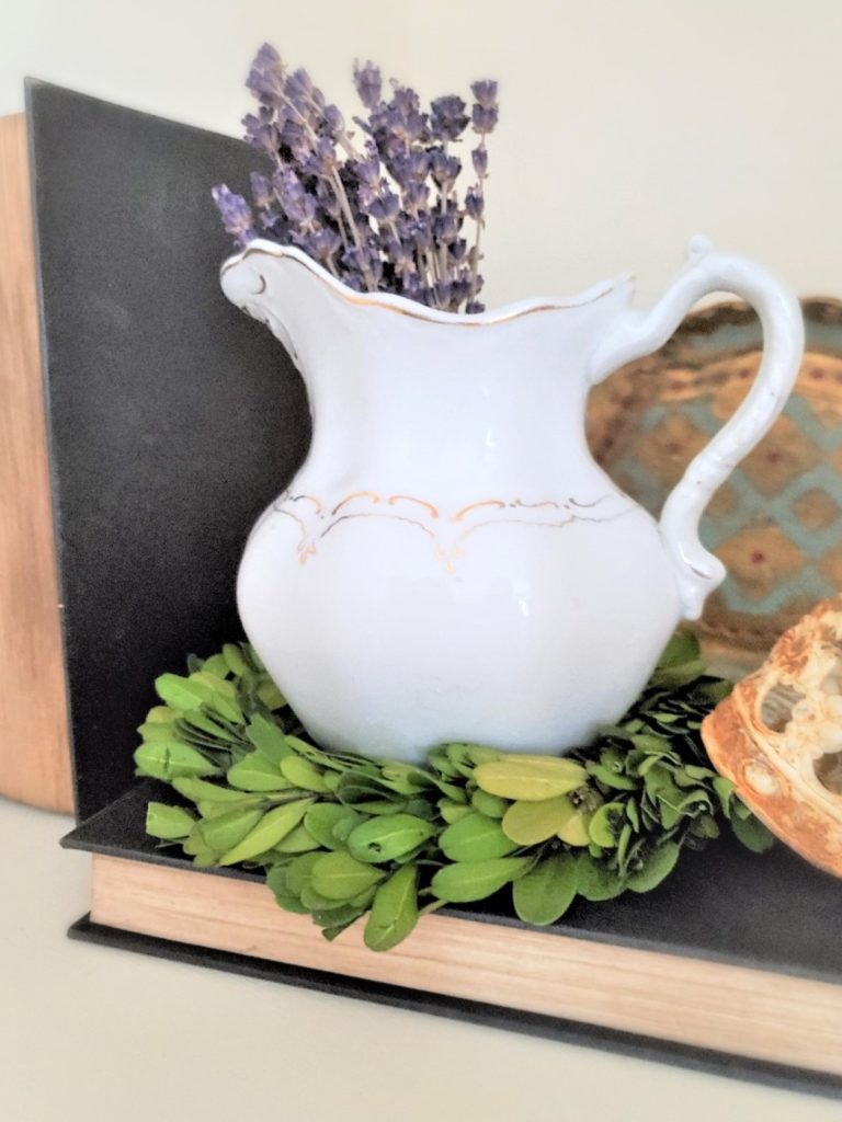 diy-antique-books-pitcher-flowers