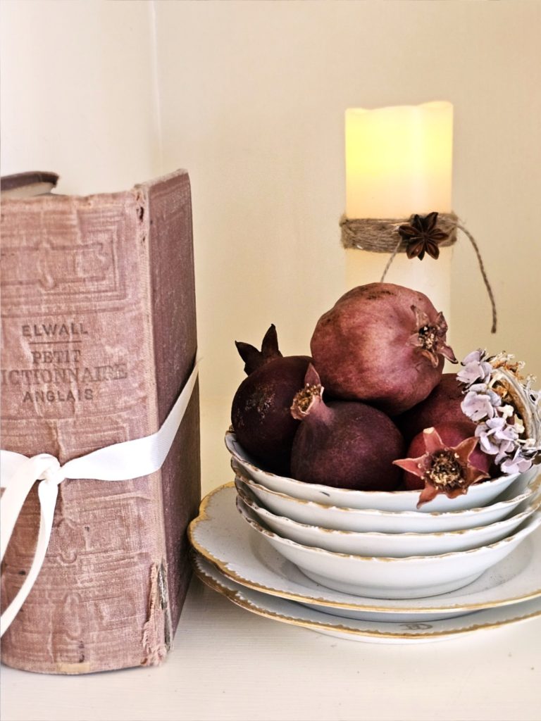 make-your-home-cozy-this-winter-now-pink-book-pomegranates-flameless-candle