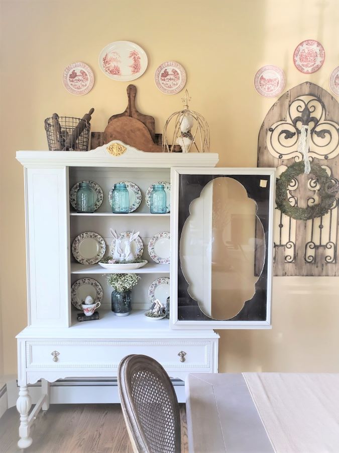 hutch for spring