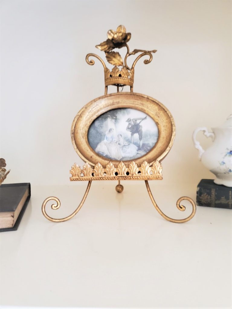 ItalianFlorentine Easel