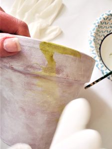 blending-green-paint-on-the-pot-to-look-like-moss