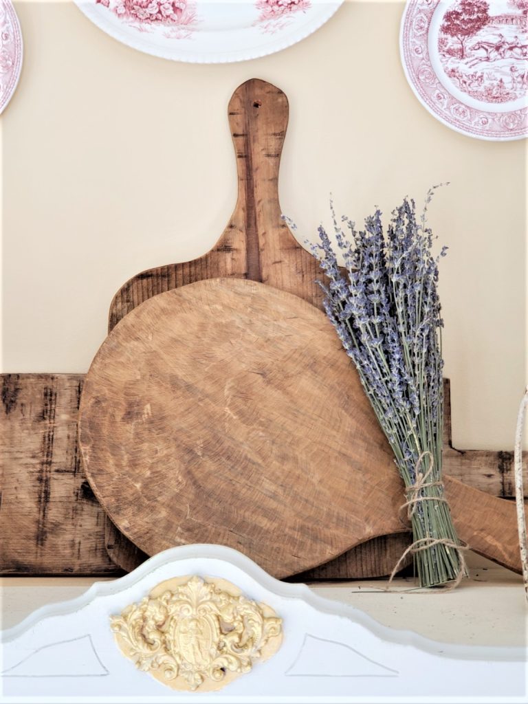 a simple lavender and vintage summer home tour showing breadboards and dried lavender