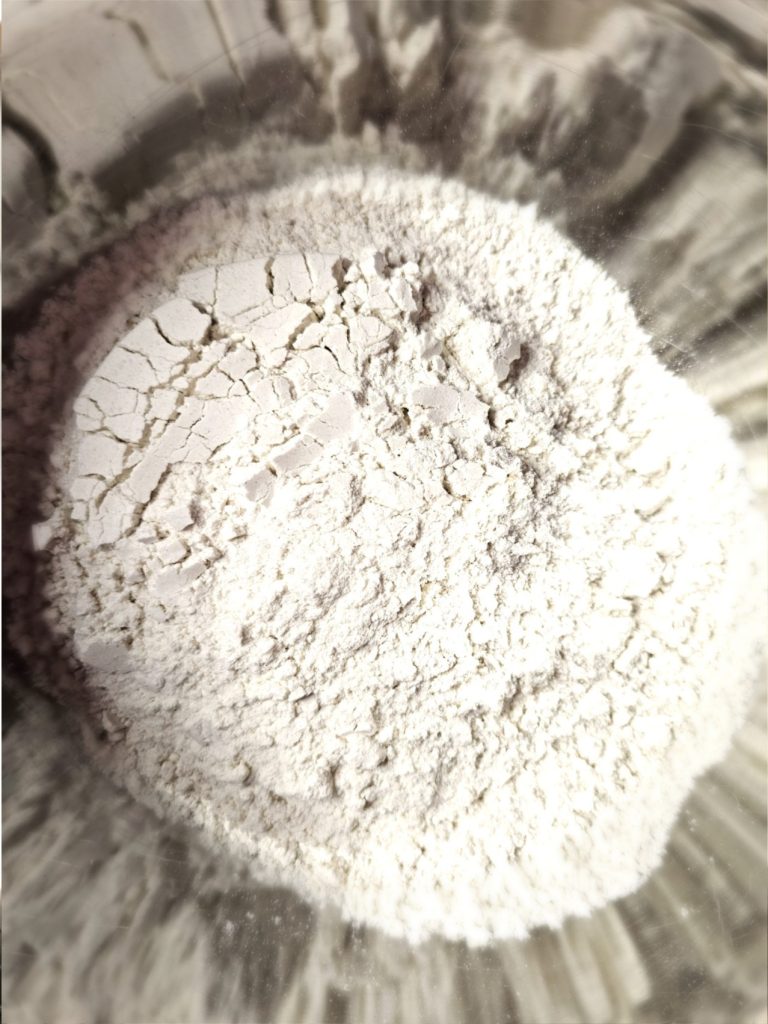 flour-in-a-bowl
