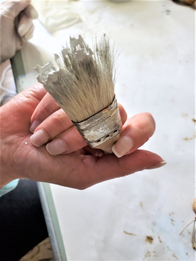 paint-on-the-brush-for dry brushing