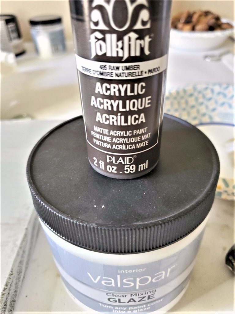 clear-glaze-and-raw-umber-paint