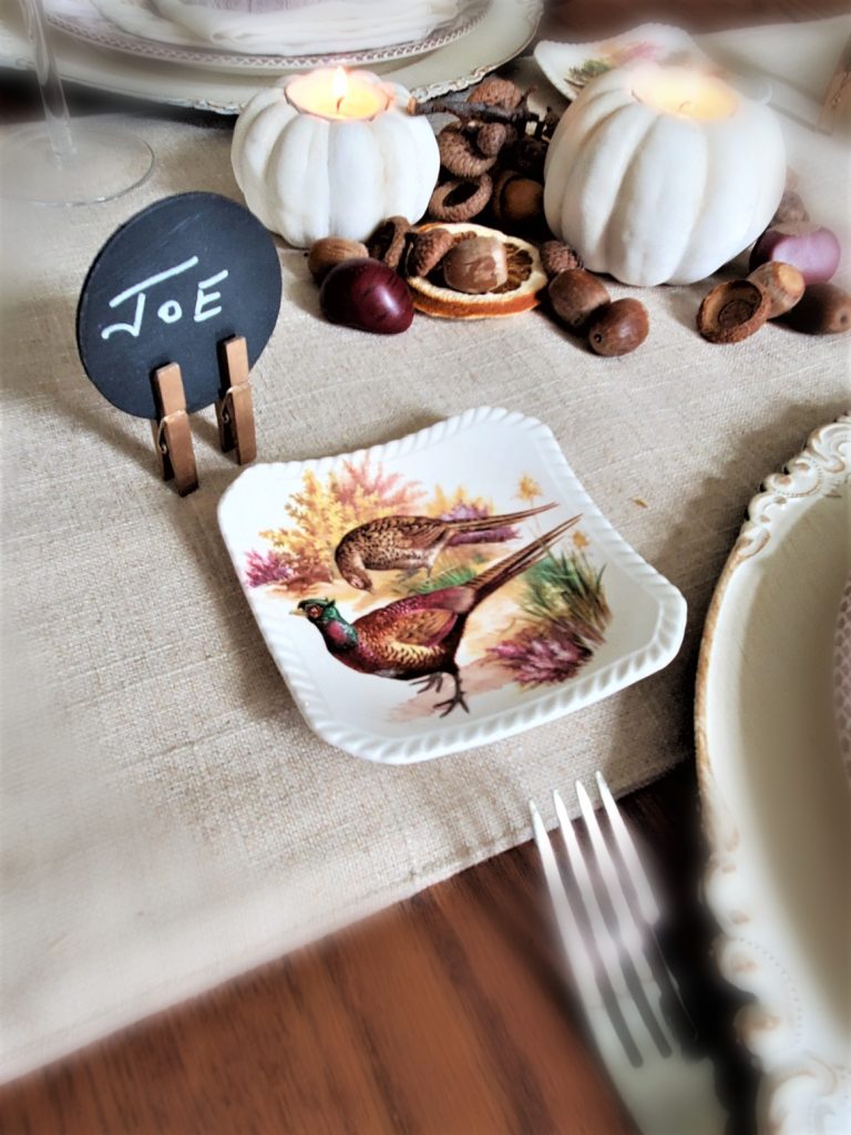 Place Cards for Friendsgiving Dinner