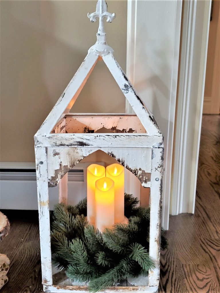 12 Symbols of Christmas and Their Meaning