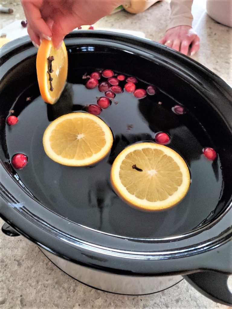 adding-orange-slice
