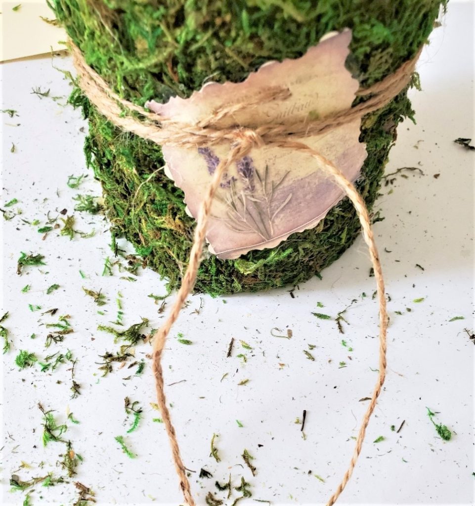 DIY-coffee-can-vase-with-jute-and-label