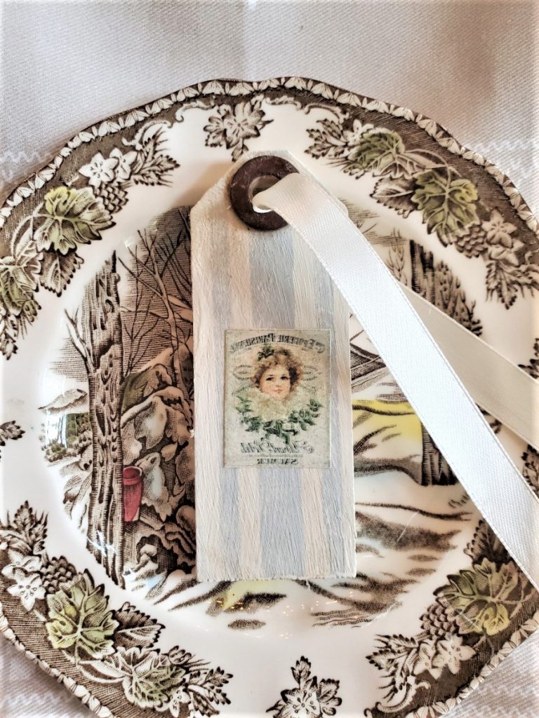 closeup-of-wood-tag