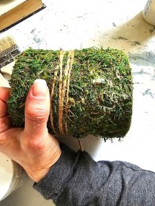 mod-podge-added-to-moss