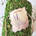 label-added-to-moss-DIY-with-hot-glue