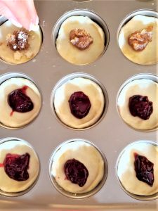 sprinkling-the-crumb-mixture-on-top
