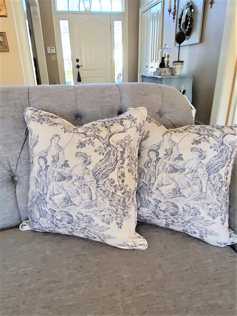 throw-pillows