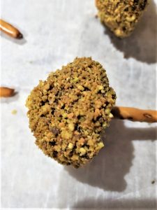 chocolate-mushroom-top-oreo-cookie-dirt-recipe
