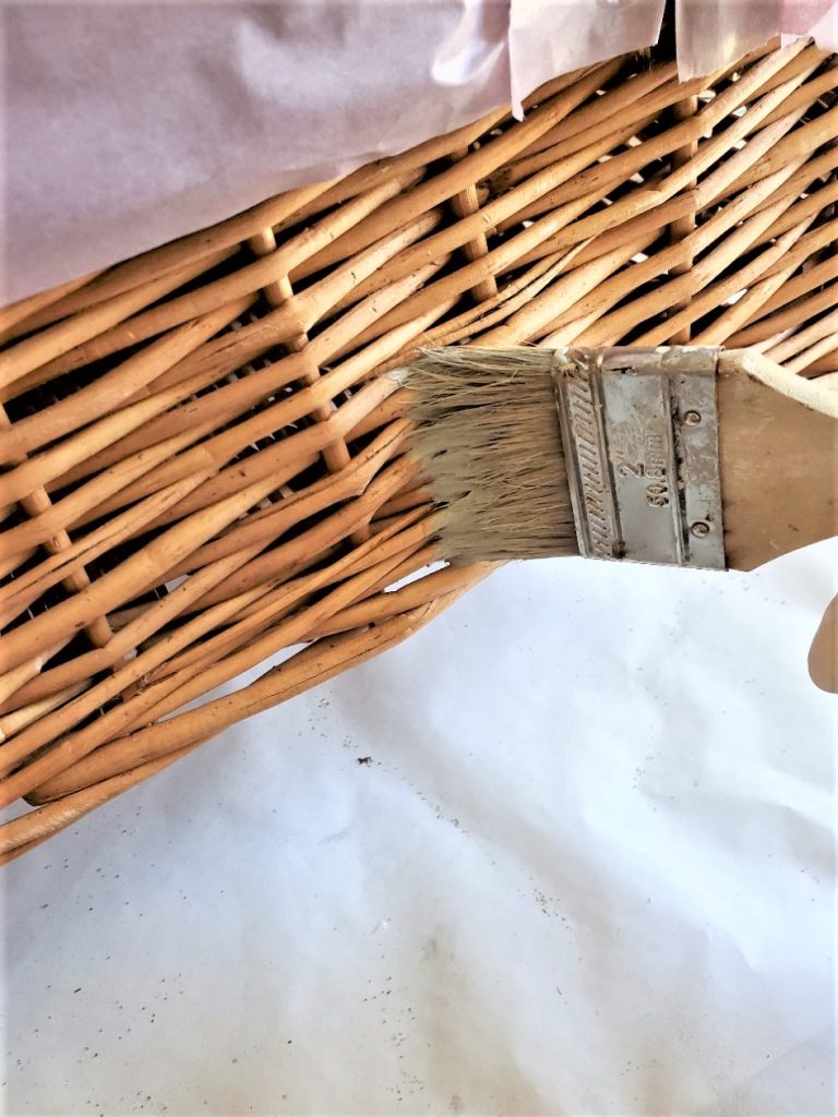 gray-paint-washing-side-of-picnic-basket