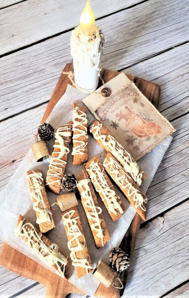 cookies-finished-on-bread-board