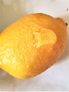 hot-glue-faux-lemon-summer-wreath