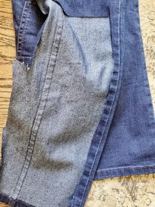 old-blue-fabric-diy-patriotic-flags-for-the-fourth