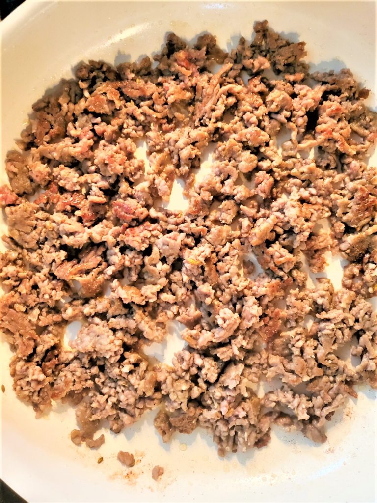 sauteing-sausage