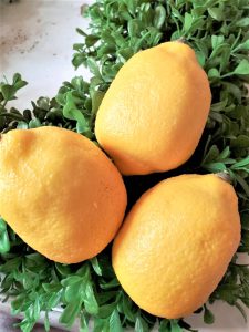 three-lemons-added-faux-boxwood-summer-wreath