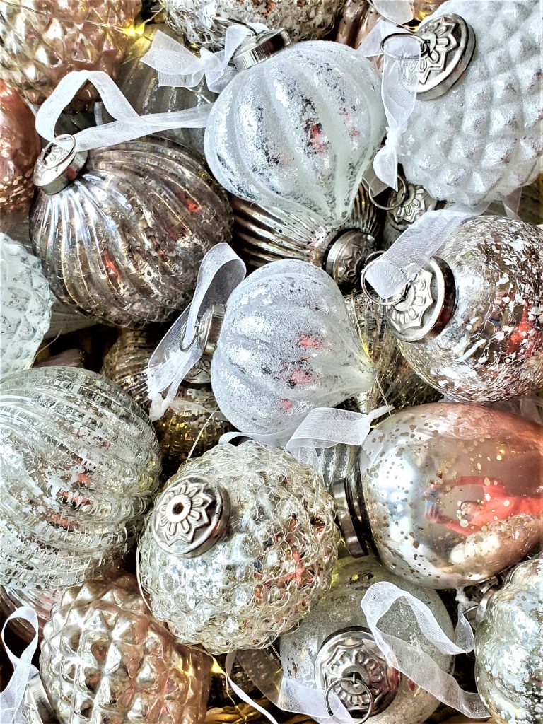 French-glass-balls