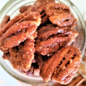 close-up-cinnamon-sugar-vanilla-pecans