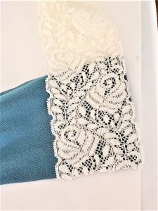 measuring-lace-for-shirt-sleeve-diy-scarecrow-for-fall