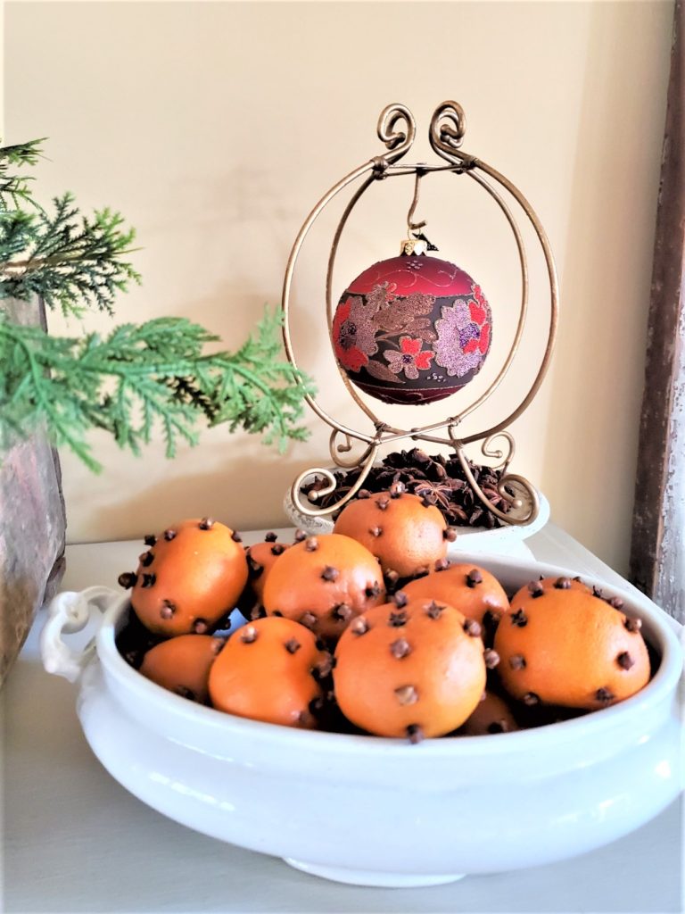 oranges-with-cloves