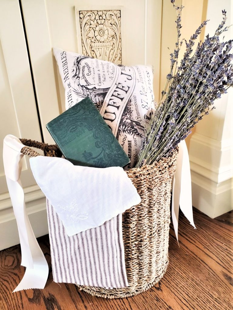 basket-with-book-pillow-dried-lavender