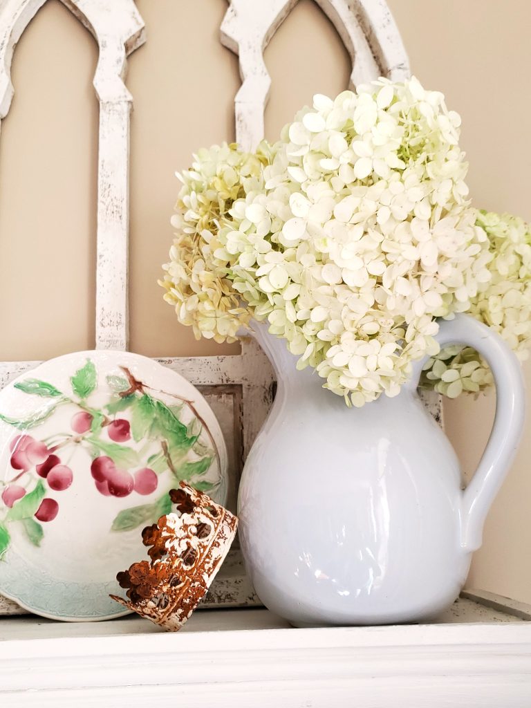 hydrange-in-pitcher-crown-dish