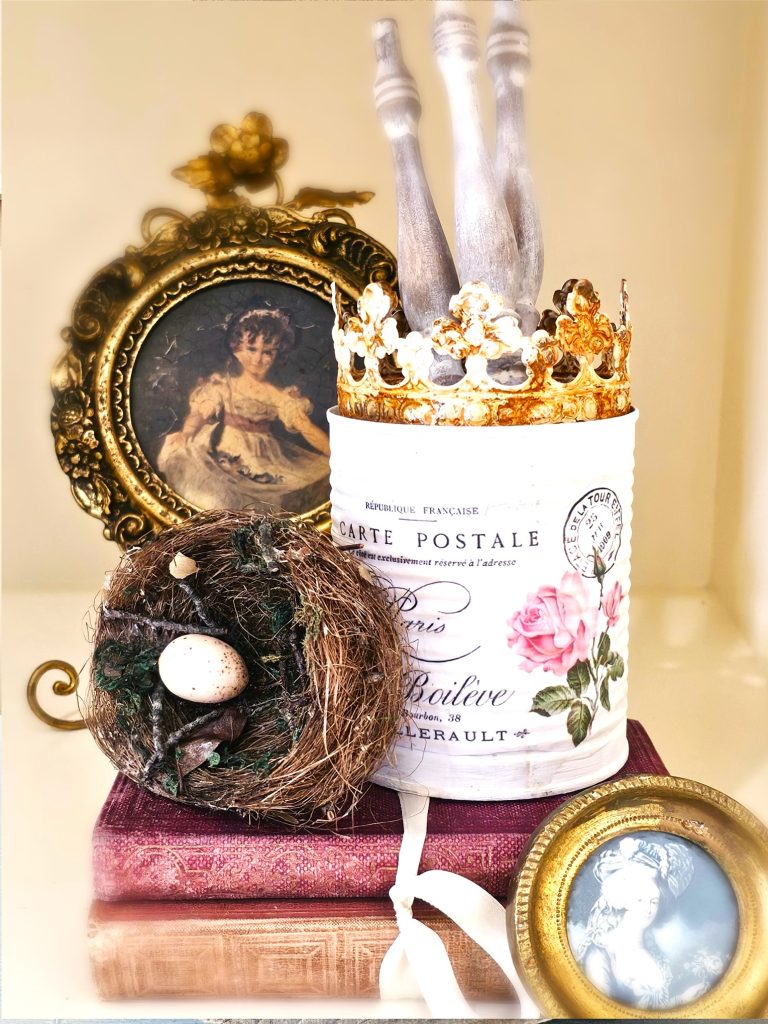 stunning-dried-flower-to-try-now-white-can-spindles-pink-books-crown