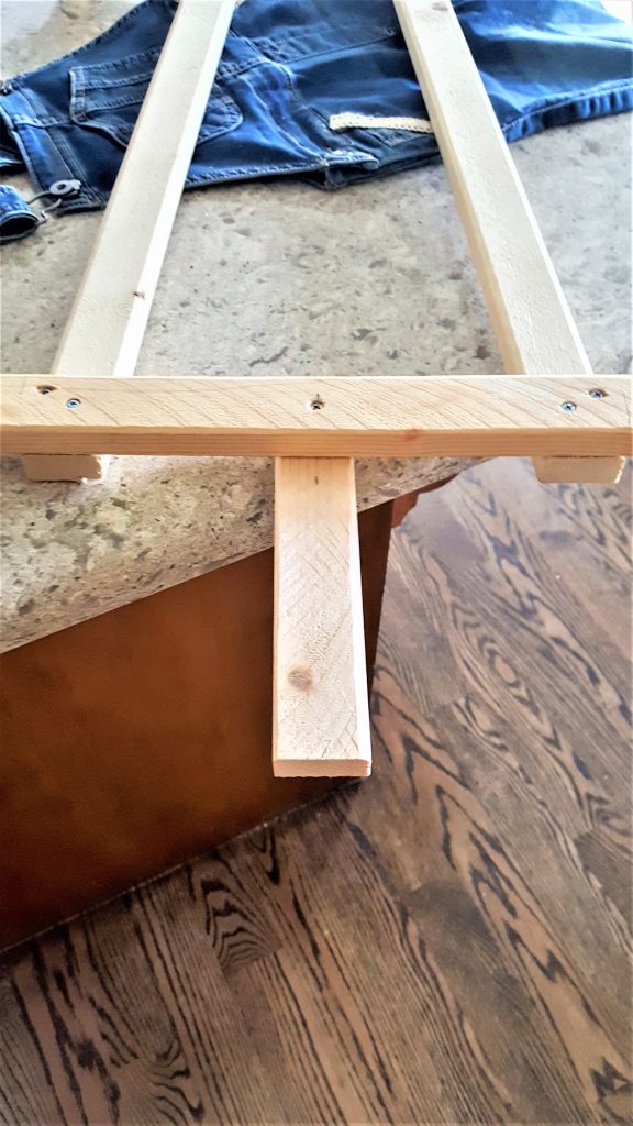 upper-scarecrow-frame